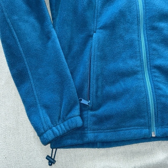 Columbia Fleece  Sweater - Picture 3 of 8
